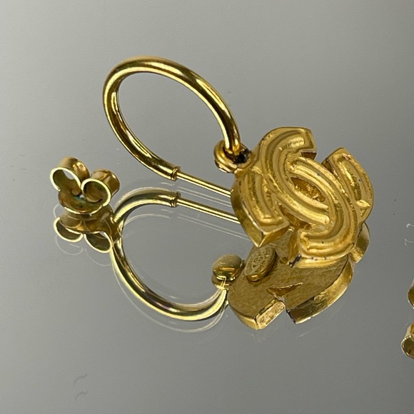 CHANEL CC Logo Gold Tone Pierced Earrings - Picture 7 of 13